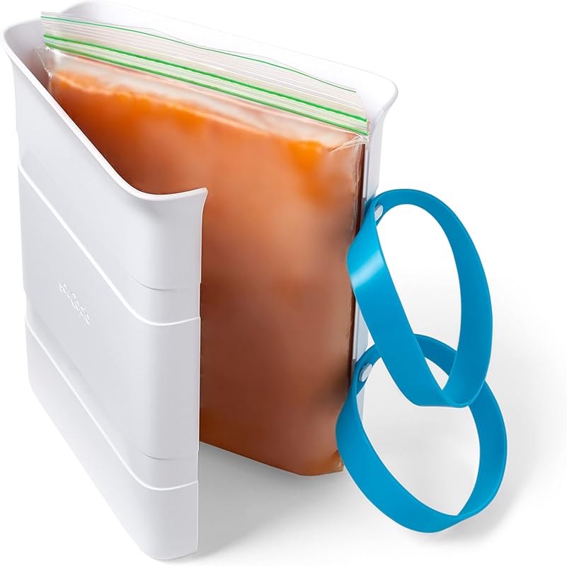 YouCopia FreezeUp Freezer Food Block Maker, 6 Cup, Meal Prep Bag Conta